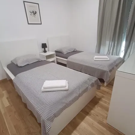 Downtown Lägenhet Split