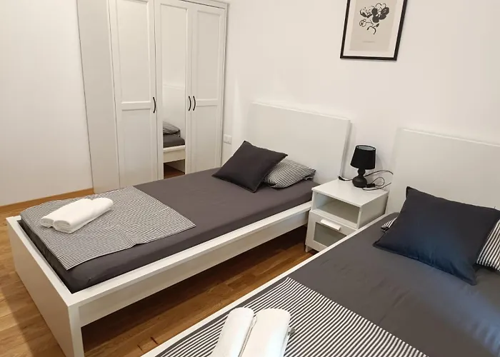 Downtown Apartment Split